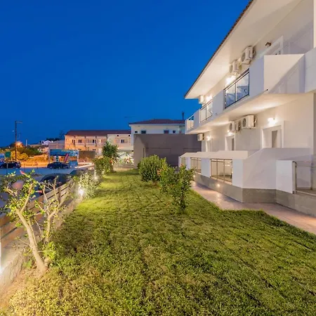 Stathis Ii With Sea View Aparthotel