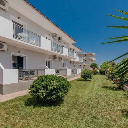 Stathis Ii With Sea View *